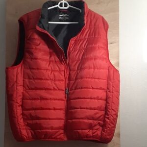 Pacific Trail Black and Red PUFFER VEST Jacket WOMENS Size Xl.